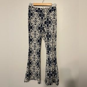 Super soft dress pants !